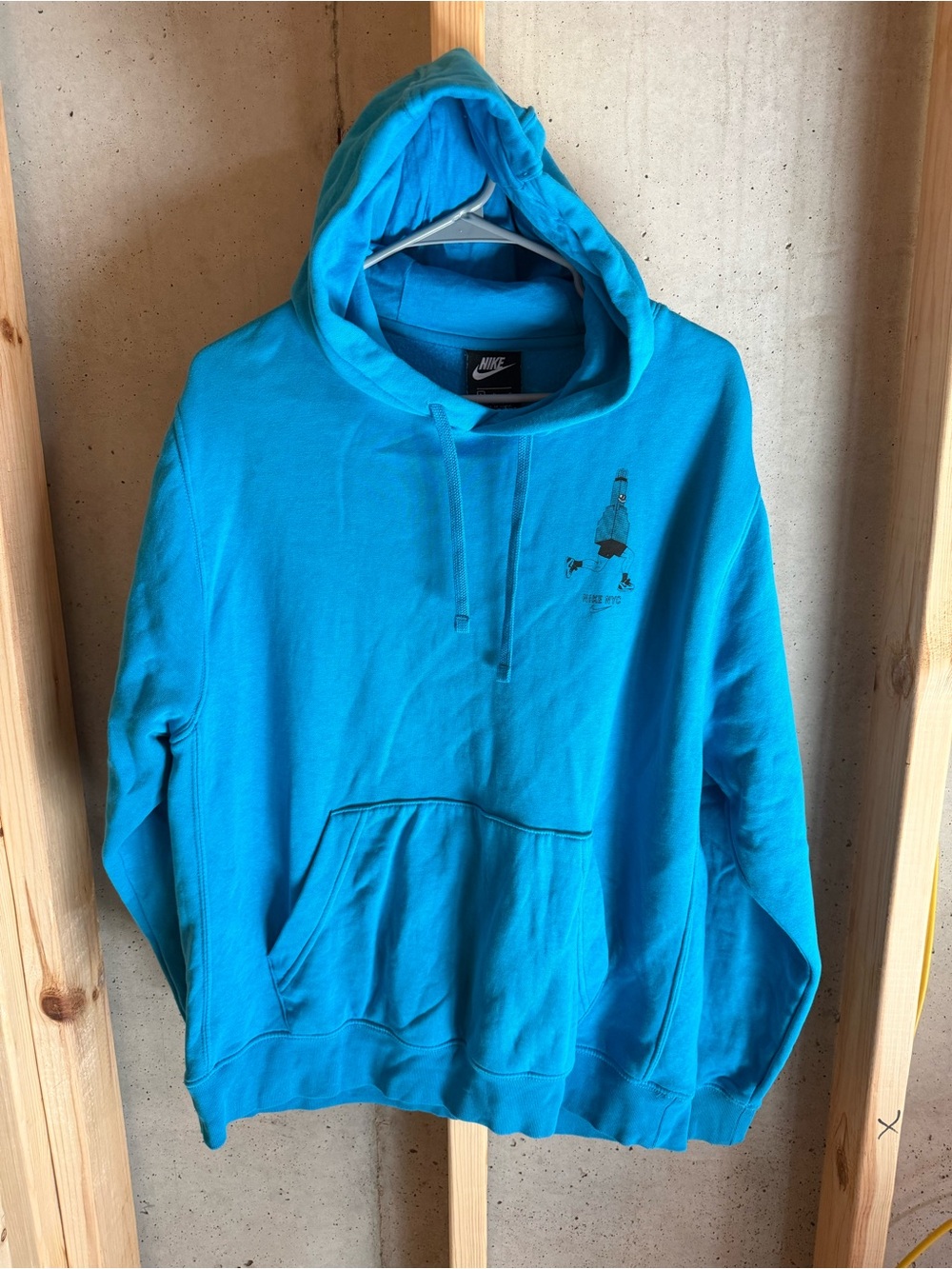 Nike NYC Graphic Hoodie Men’s Large